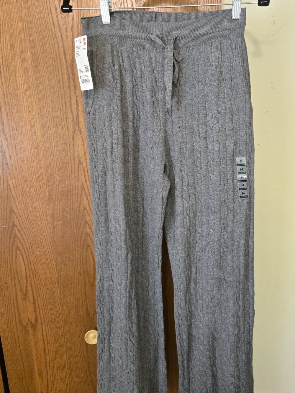 Uniqlo washable knit cable pants size M